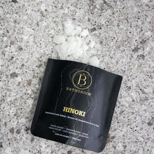 Load image into Gallery viewer, HINOKI MAGNESIUM BATH FLAKE SOAK single