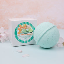 Load image into Gallery viewer, CUCUMBER MELON BATH BOMB