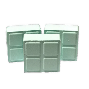 EASY BREATHE-Y EUCALYPTUS SHOWER STEAMER CUBE