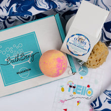 Load image into Gallery viewer, HELLO SUMMER BOX
