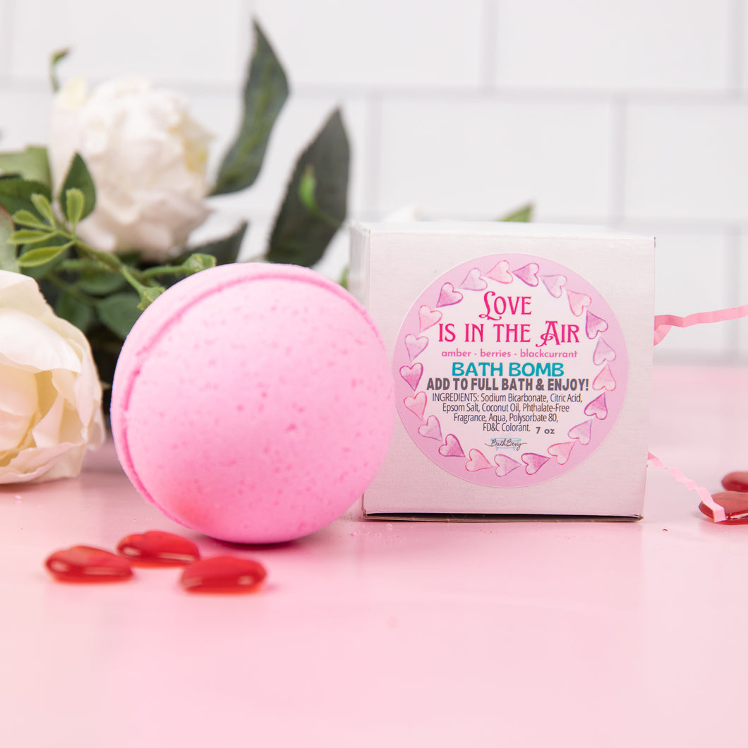 LOVE IS IN THE AIR BATH BOMB