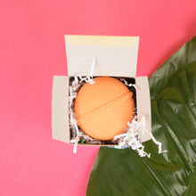 Load image into Gallery viewer, TROPICAL PEACH BATH BOMB